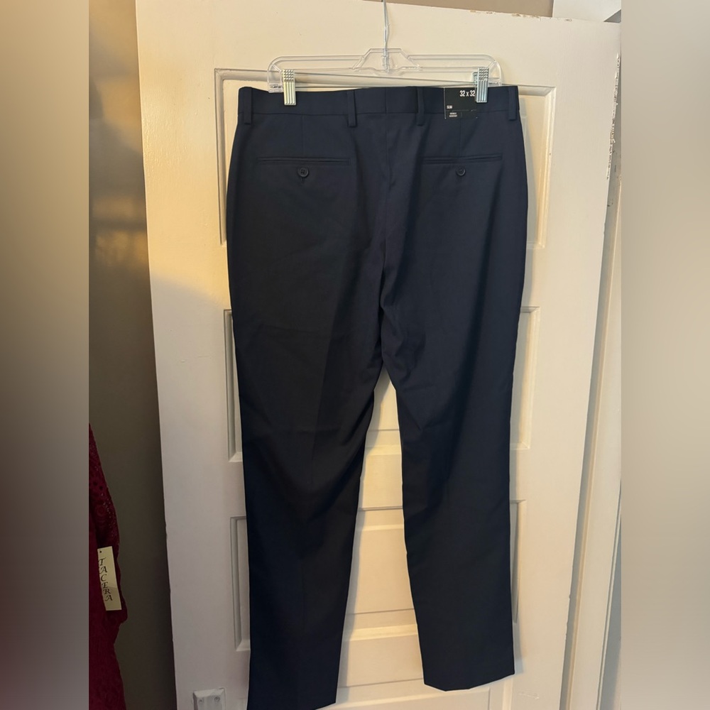 Express Navy Blue Men’s Slim dress pants. Size 32x32